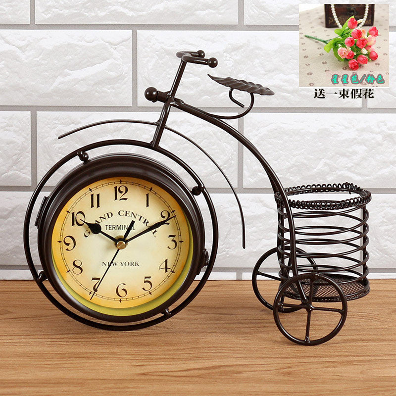 Clocks and Watches Decoration European Iron Art Small Clock Desk Clock Desk Clock Clock