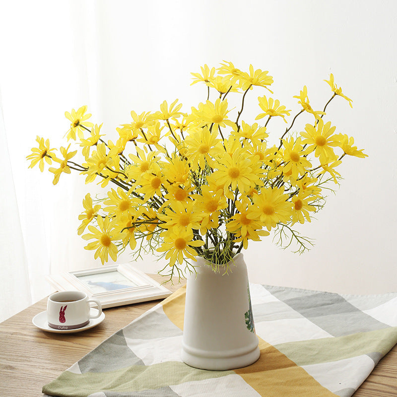 Small Daisies Simulation Bouquet 5 Dutch Chrysanthemum Cosmos Chamomile Wedding Home Decoration Fake Flowers Factory Outlet