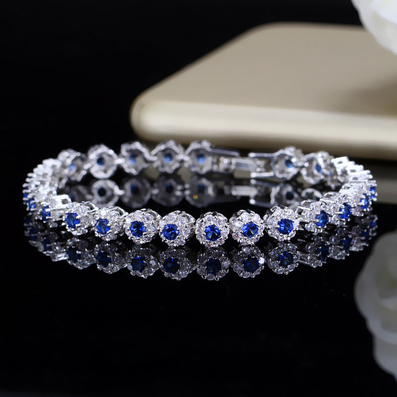 Zircon flower bracelet