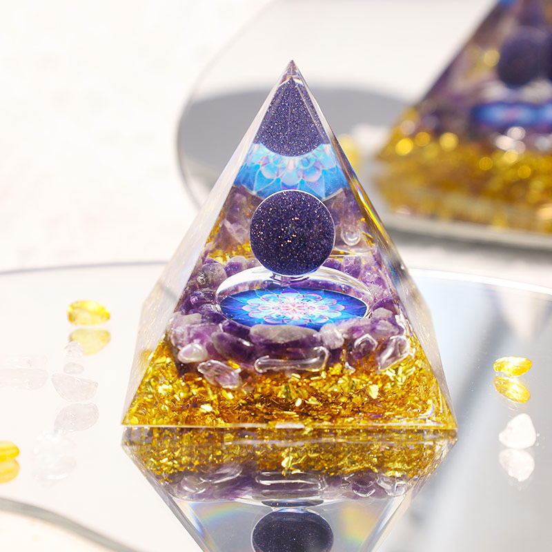 Pyramid Crystal Gravel Epoxy Resin Home Decoration