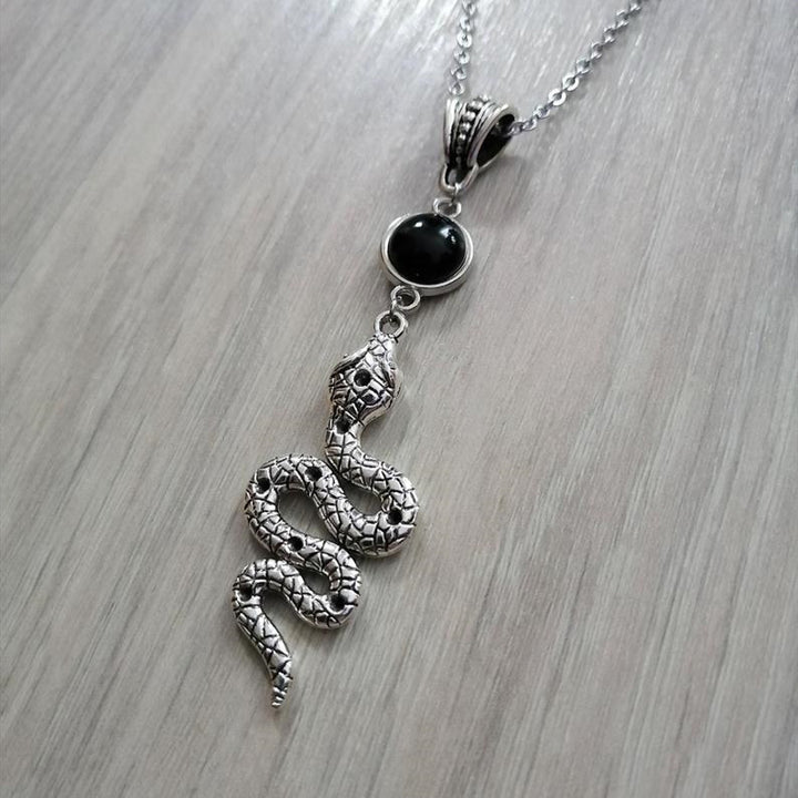 Factory New Product Snake-shaped Necklace Pendant Retro