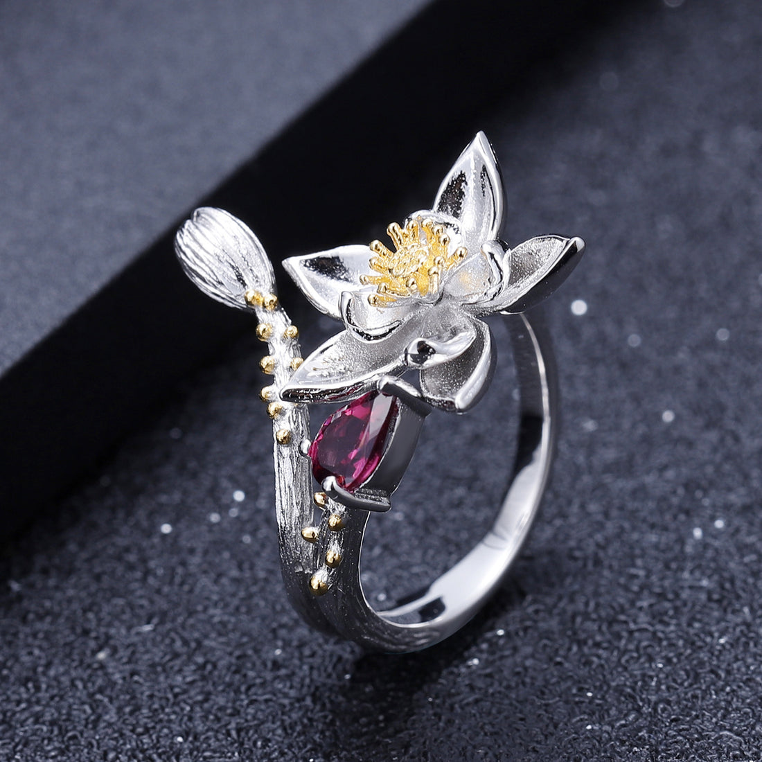 Ring Inlaid With Gem Natural Wind Flowers