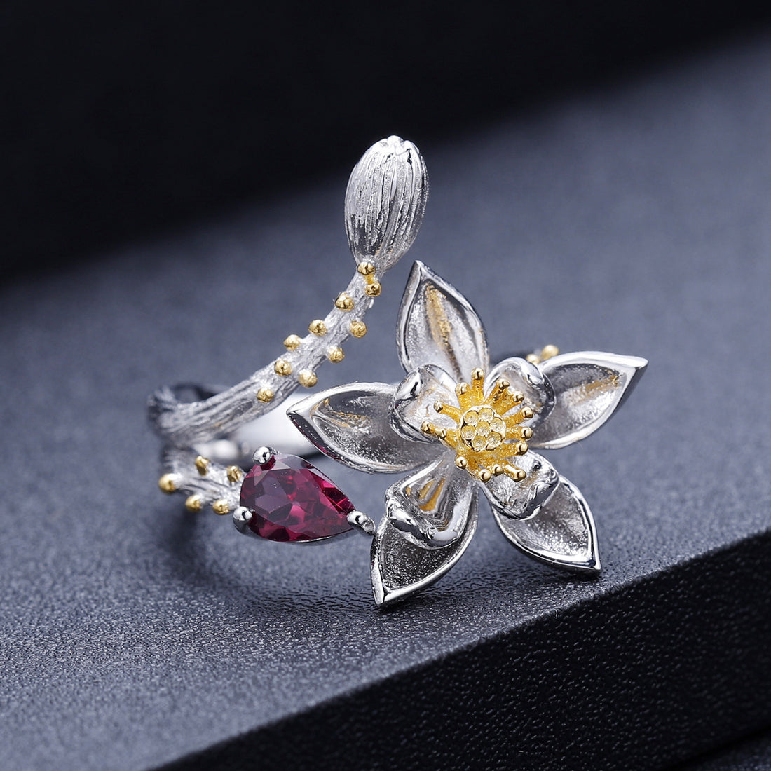 Ring Inlaid With Gem Natural Wind Flowers