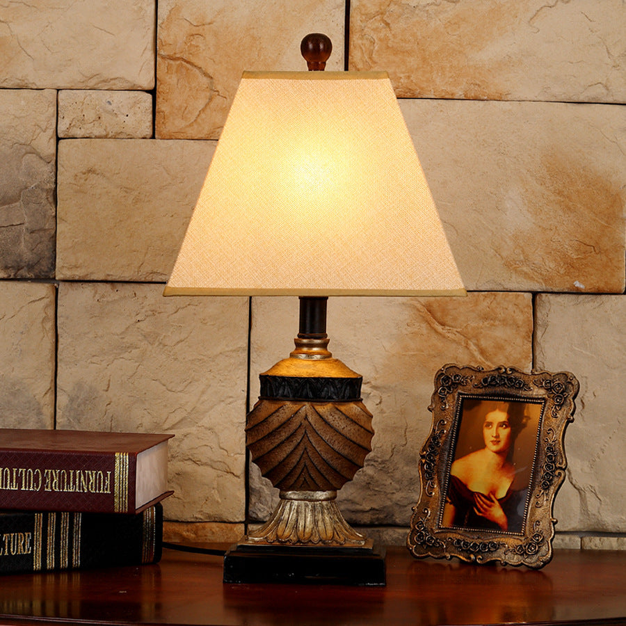 Bedroom Romantic Retro Desk Court Country Classical Study Lamp