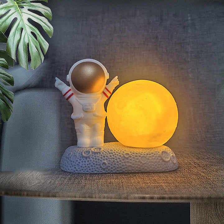 Modern Creative Astronaut Small Night Lamp Decoration Net Red Room Bedside Desktop Layout Small Desk Lamp Home