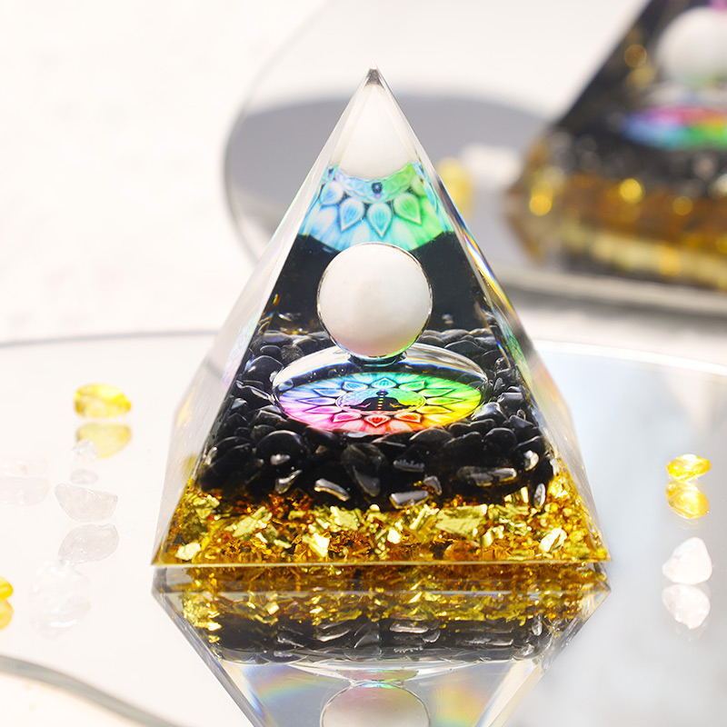 Pyramid Crystal Gravel Epoxy Resin Home Decoration